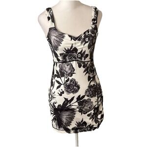 Lululemon Aria Tank Top II Brisk Bloom Black White Floral Micro Mini Dress 6